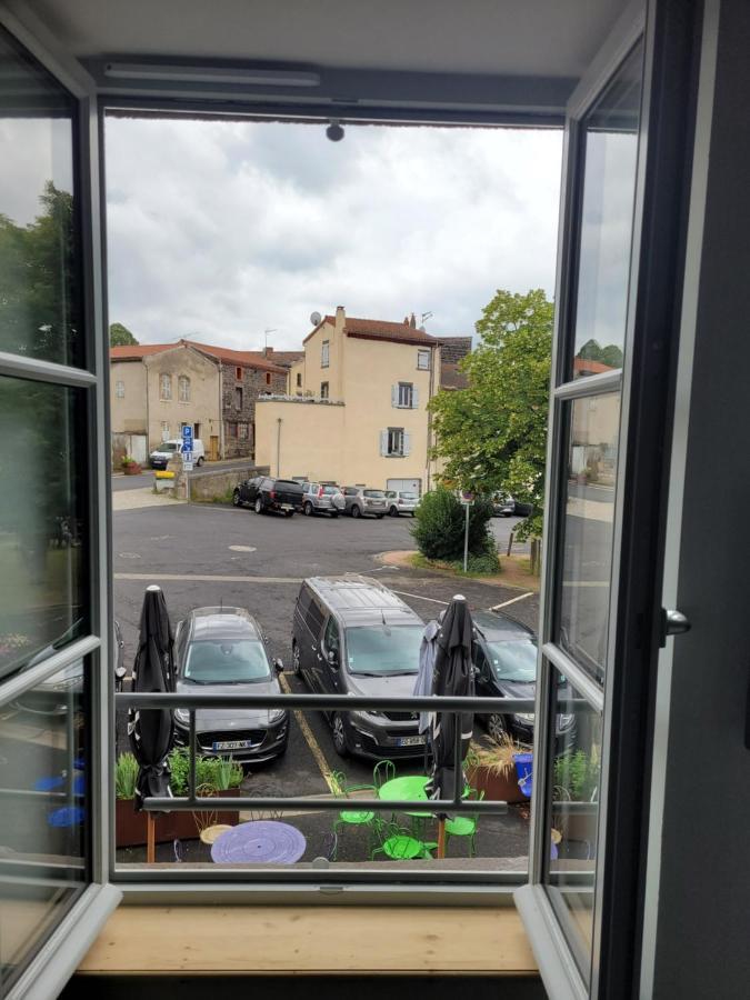 Chambres D'Hotes Du Bistrot D'Ici Saint-Saturnin  Eksteriør bilde