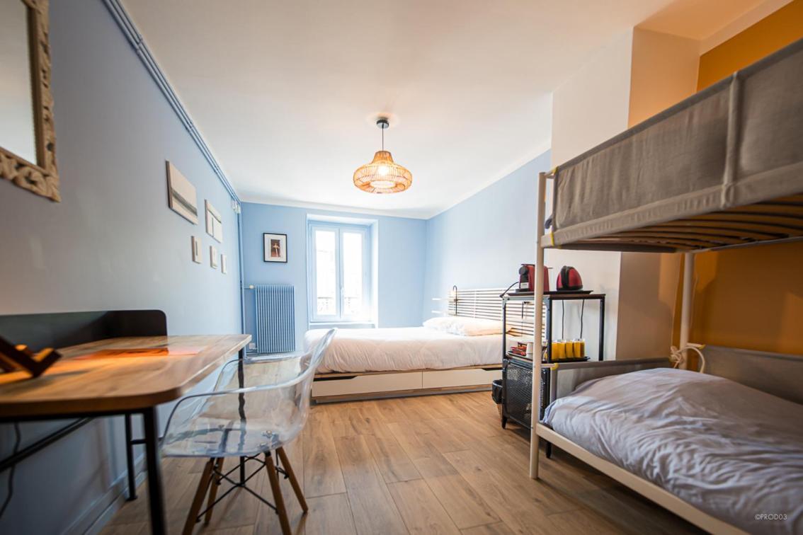 Chambres D'Hotes Du Bistrot D'Ici Saint-Saturnin  Eksteriør bilde